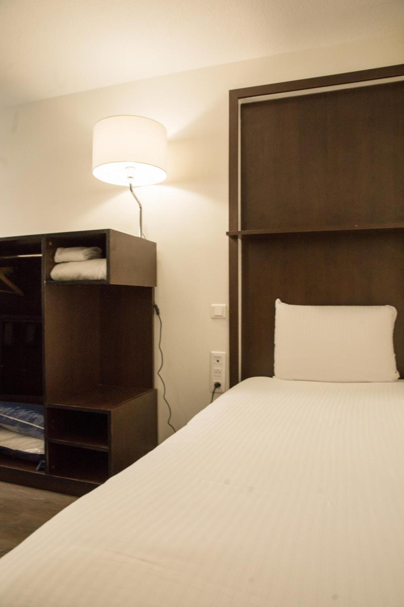 Hotel Kyriad Sur Saone