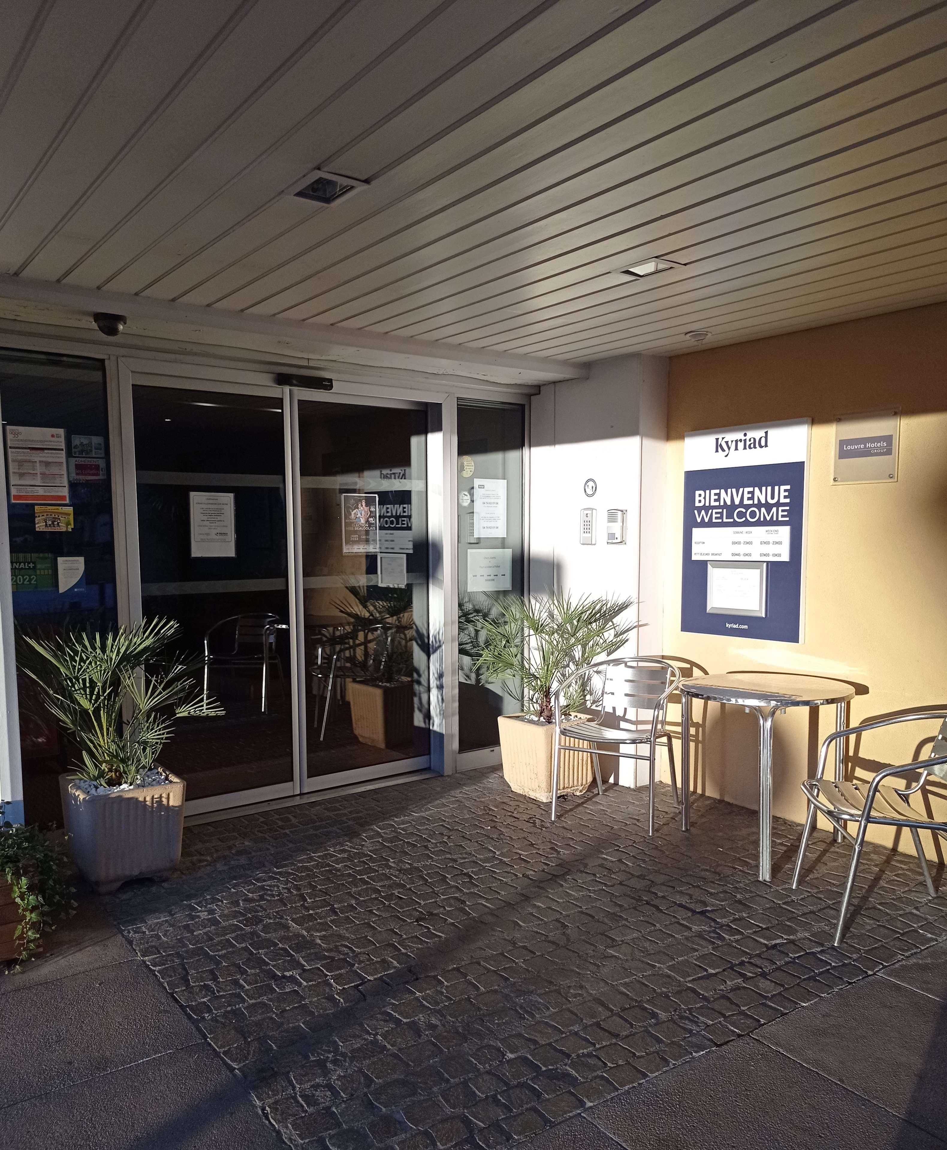 Hotel Kyriad Sur Saone