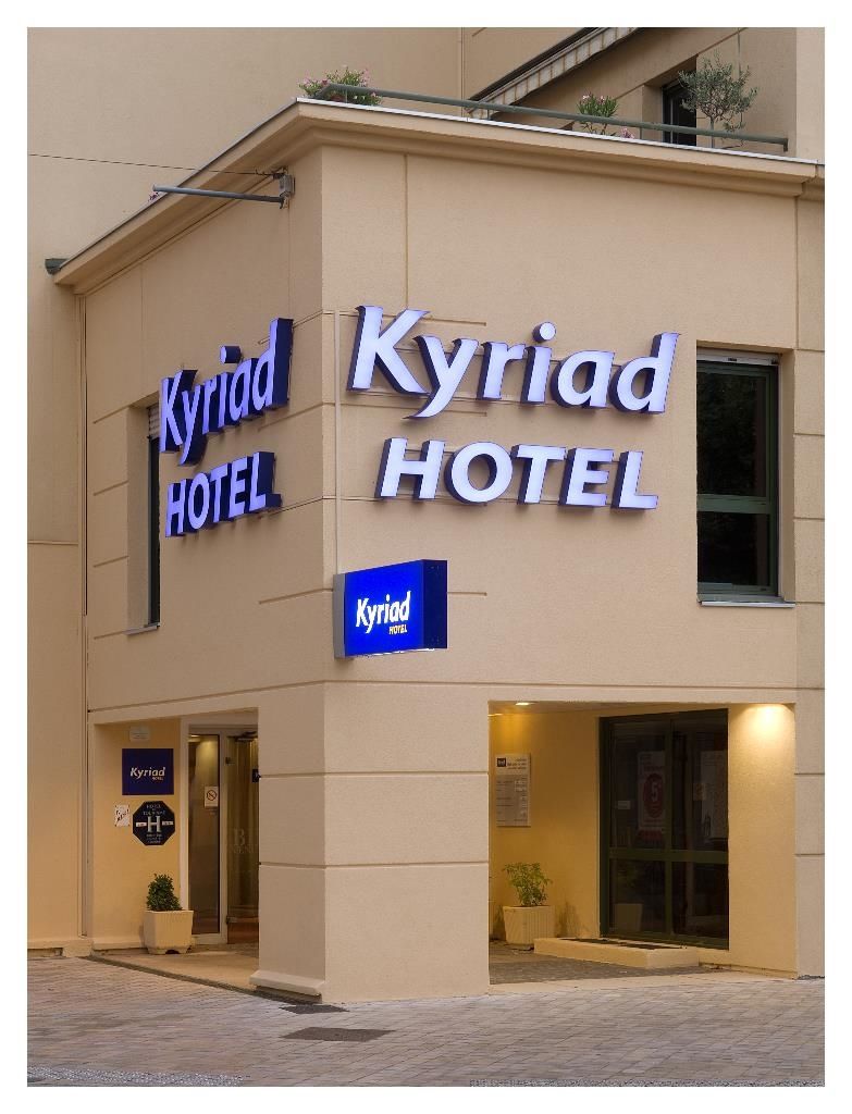 Kyriad Sur Saone Hotel 3*